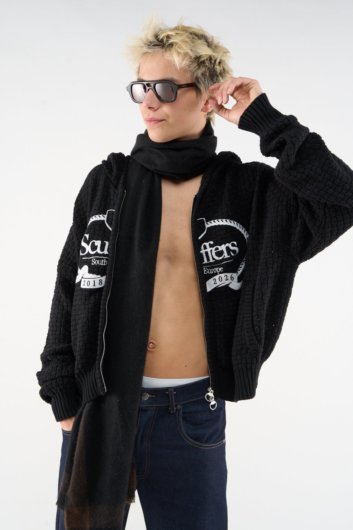 South Europe Dark Knit Zipper