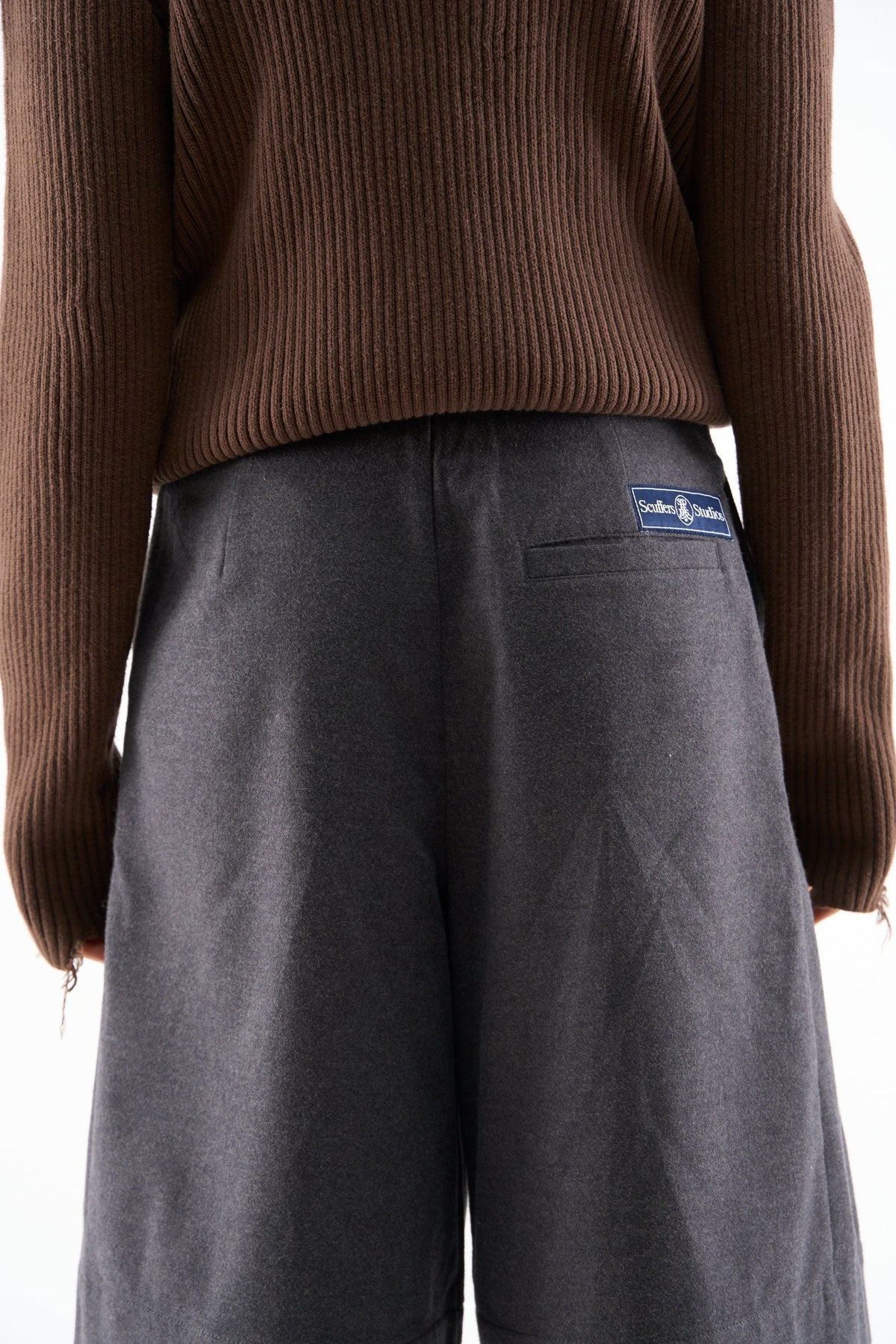 Accordion Grey Jort