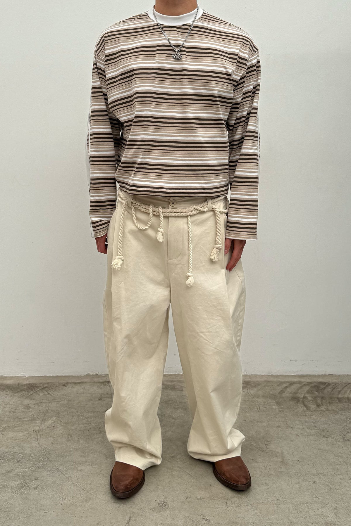 Manual Beige Pants